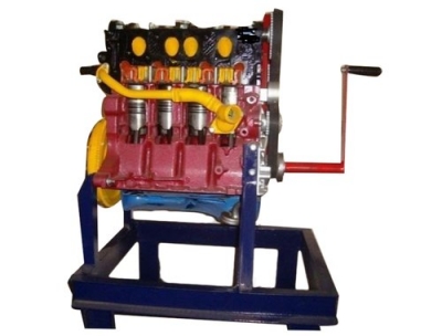 Four Stroke 4 Cylinder Diesel Engine